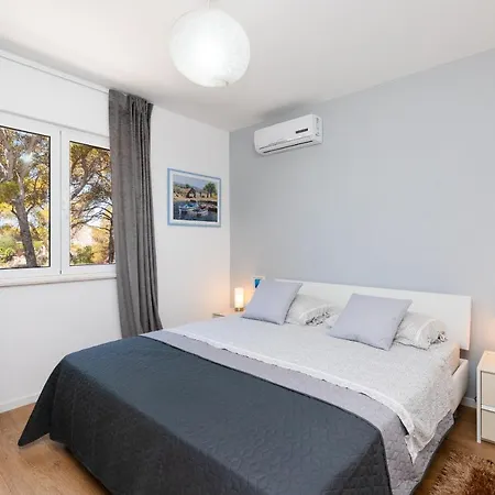 Maris Apartment