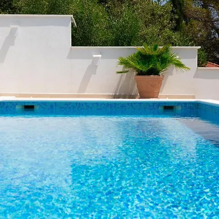 Maris * Milna (Brac)